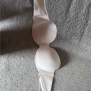 Maidenform Strapless Light Beige Bra